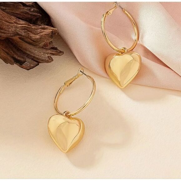 💛 NEW goldtone puffy heart dangle hoop earrings 💛 - Picture 3 of 6